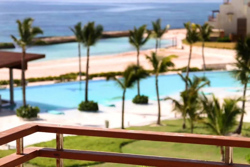 Beachfront Paradise Luxury Penthouse 蓬塔卡纳
